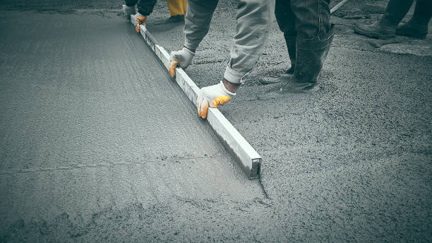 Best Concrete Flooring Contractor  in Massanutten, VA